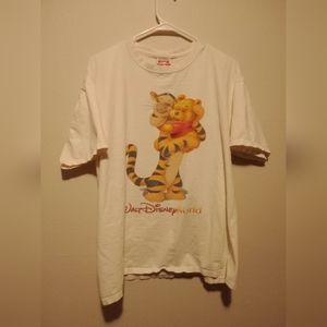 Vintage 90s Winnie the Pooh and Tigger Shirt